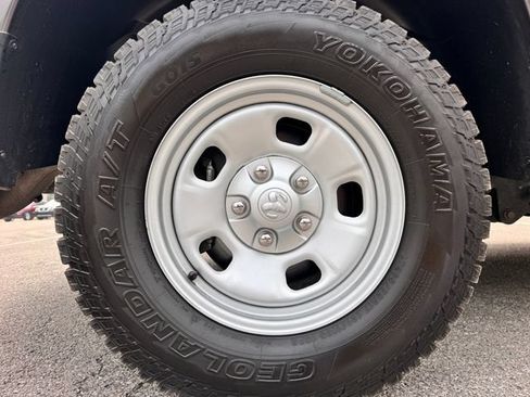 Used 2024 RAM 1500 Tradesman AWD/4WD image 34