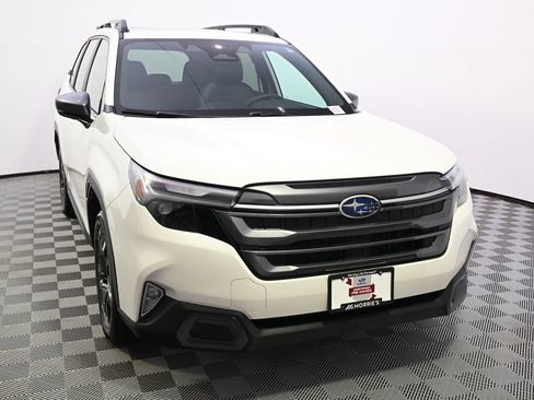 Used 2026 Subaru Forester Limited AWD/4WD image 9