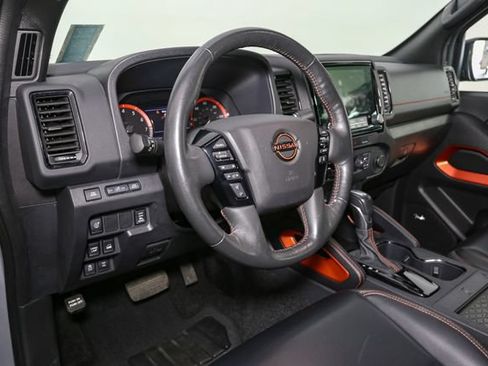 Used 2023 Nissan Frontier PRO-4X w/ Pro-4X Premium Package AWD/4WD image 18