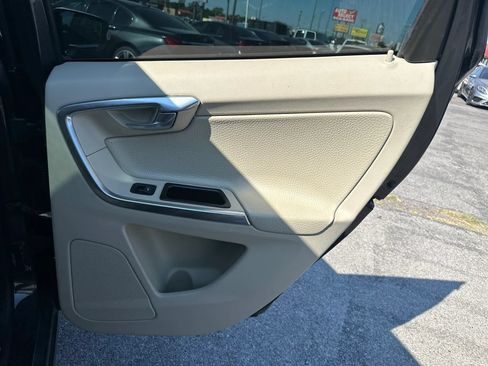 Used 2012 Volvo XC60 T6 AWD/4WD image 22
