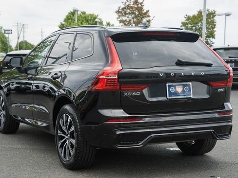 Certified 2025 Volvo XC60 B5 Plus w/ Climate Package AWD/4WD image 5