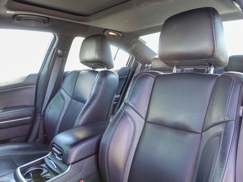 Used 2022 Dodge Charger SXT w/ Leather Interior Group image 24