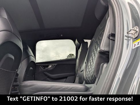 Used 2021 Audi SQ7 Premium Plus w/ Driver Assistance Package image 17