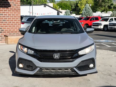 Used 2019 Honda Civic Sport image 2