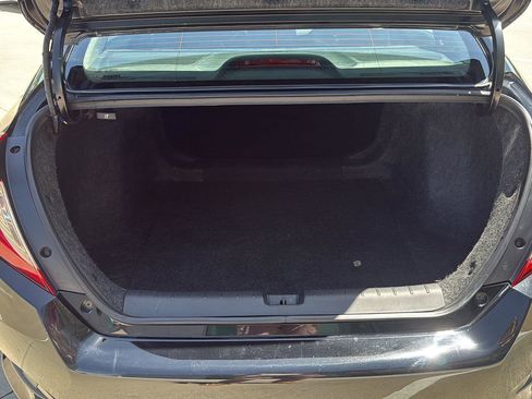 Used 2019 Honda Civic LX image 7