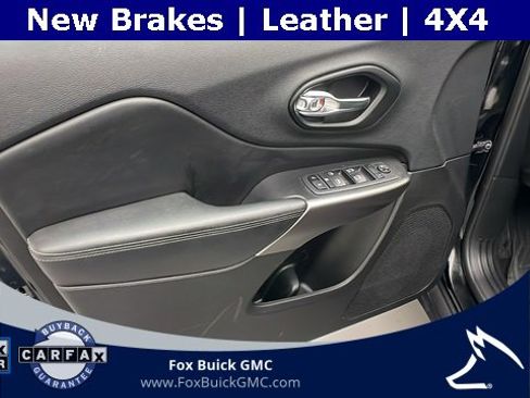 Used 2021 Jeep Cherokee Latitude Lux w/ Comfort/Convenience Group image 8