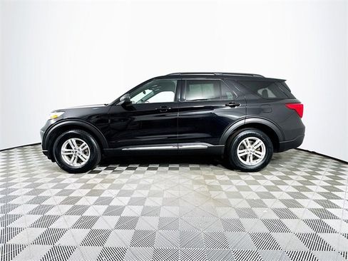 Used 2020 Ford Explorer XLT w/ Comfort Package image 5