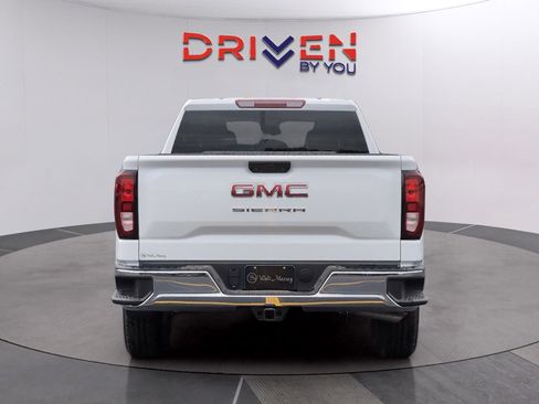 New 2026 GMC Sierra 1500 Pro AWD/4WD image 4