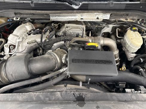 Used 2017 GMC Sierra 2500 Denali w/ Duramax Plus Package image 12