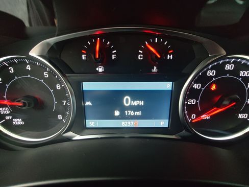 Certified 2024 GMC Terrain SLT w/ Elevation Edition image 18