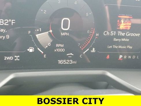 Certified 2025 GMC Acadia Denali w/ Super Cruise Package image 12