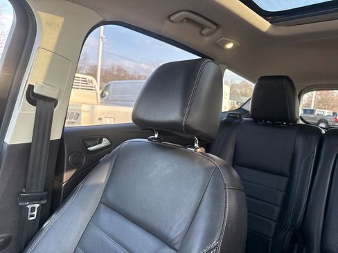 Used 2016 Ford Escape Titanium image 40