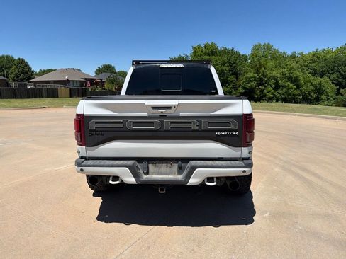 Used 2019 Ford F150 Raptor w/ Equipment Group 802A Luxury AWD/4WD image 4