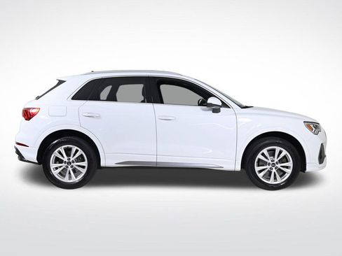 Certified 2023 Audi Q3 2.0T Premium image 6