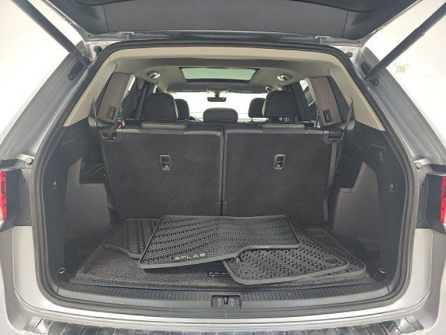 Used 2023 Volkswagen Atlas SE w/ Panoramic Sunroof Package AWD/4WD image 13