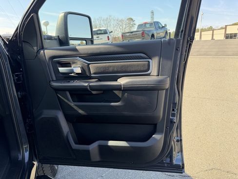 Used 2025 RAM 2500 Big Horn image 27