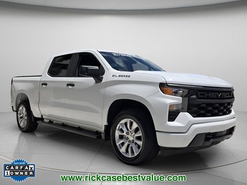Used 2024 Chevrolet Silverado 1500 Custom RWD image 9