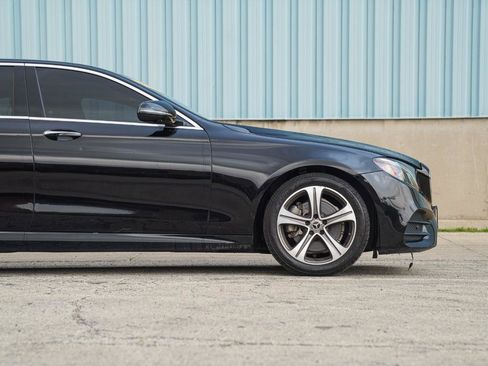 Used 2019 Mercedes-Benz E 300 4MATIC w/ Premium 1 Package image 7