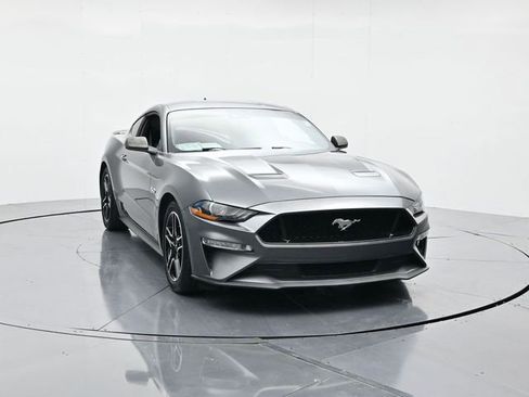 Used 2022 Ford Mustang GT Premium image 4