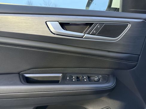 New 2026 Volkswagen Atlas Cross Sport SE AWD/4WD image 14