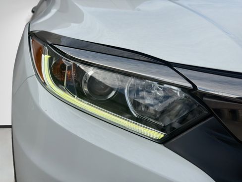 Used 2021 Honda HR-V LX image 34