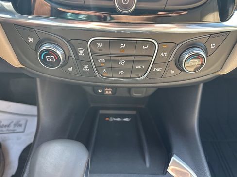 Used 2023 Chevrolet Traverse Premier w/ LPO, Floor Liner Package FWD image 30