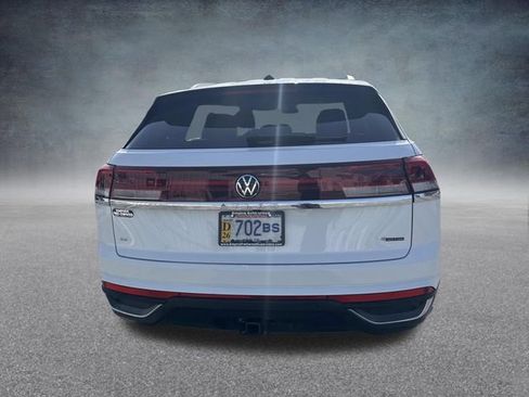 Used 2024 Volkswagen Atlas Cross Sport SE AWD/4WD image 6