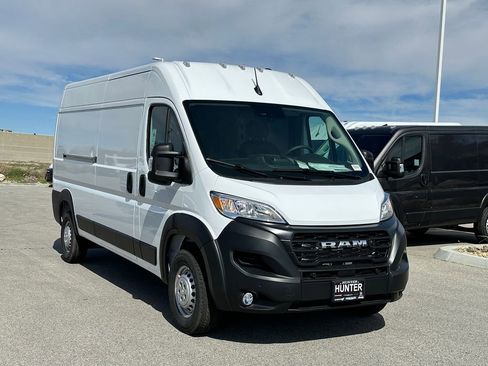 New 2026 RAM ProMaster 2500 w/ Safety Group FWD image 9