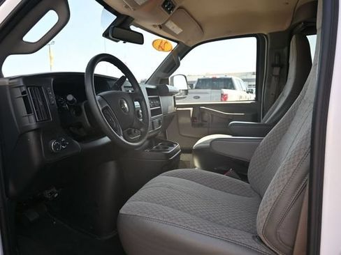 Used 2024 Chevrolet Express 3500 LT w/ LT Preferred Equipment Group RWD image 15