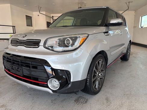 Used 2019 Kia Soul ! w/ Technology Package image 4