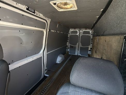 Used 2017 Freightliner Sprinter 2500 image 23