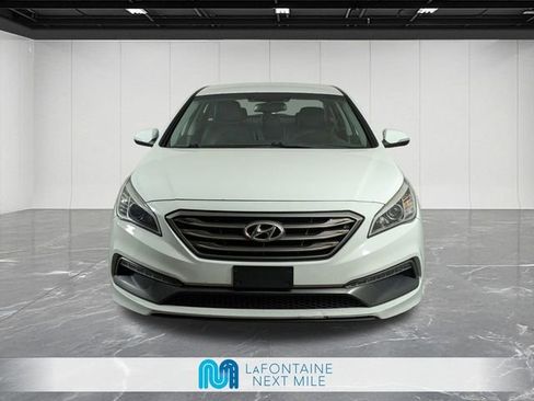 Used 2016 Hyundai Sonata Sport w/ Option Group 02 FWD image 8