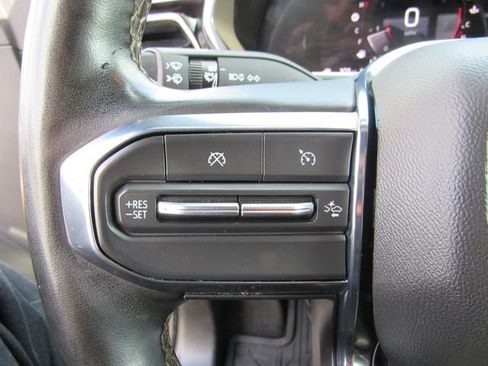 Used 2023 GMC Canyon AT4 w/ AT4 Premium Package AWD/4WD image 16