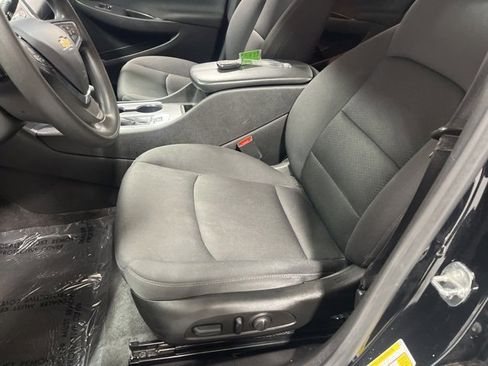 Used 2023 Chevrolet Malibu LT w/ Driver Confidence Package image 7