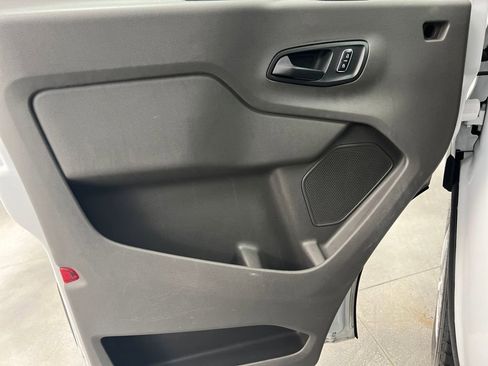 Used 2023 Ford Transit 350 XLT image 11