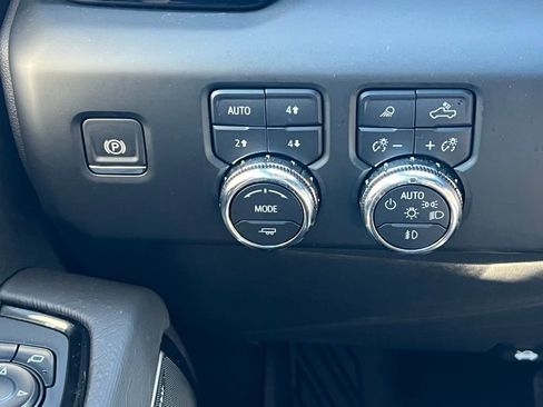 Used 2024 GMC Sierra 1500 AT4X w/ AT4X AEV Edition image 32