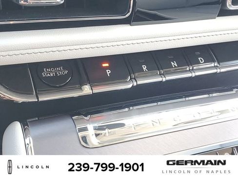 New 2025 Lincoln Aviator 2WD image 25