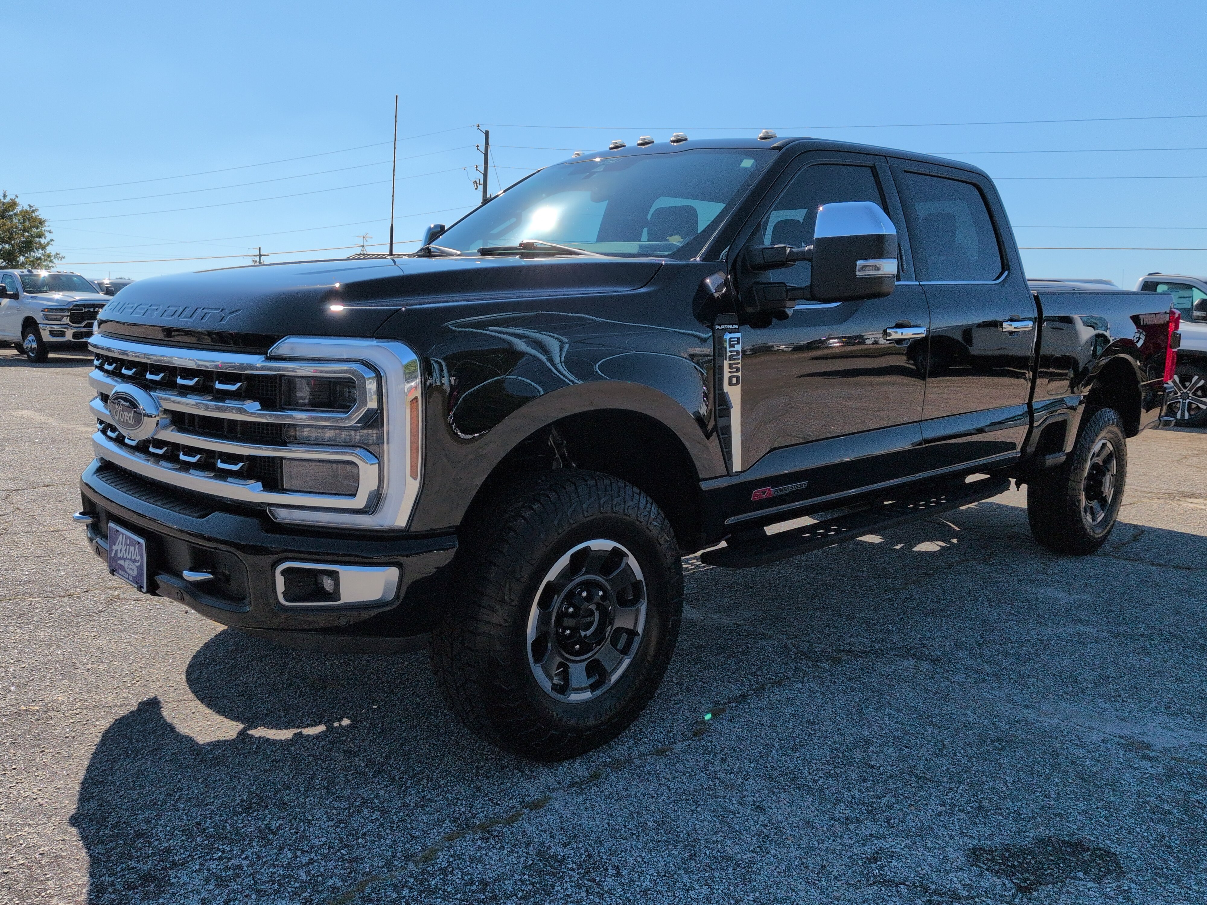 Certified 2024 Ford F250 Platinum w/ Tremor Off-Road Package AWD/4WD image 6