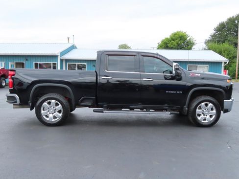 Used 2020 Chevrolet Silverado 2500 LTZ AWD/4WD image 7