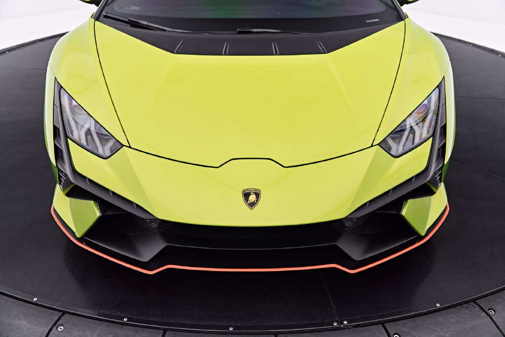 Used 2023 Lamborghini Huracan Tecnica RWD image 19