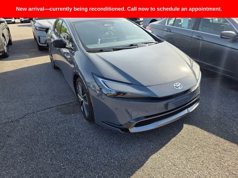 Used 2026 Toyota Prius Limited w/ Limited Premium Package FWD image 4