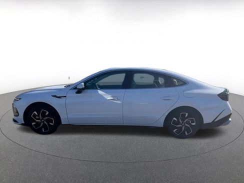 Used 2025 Hyundai Sonata SEL image 9