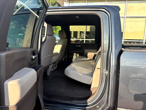 Used 2020 Chevrolet Silverado 2500 LT w/ Fleet Comfort Package image 39