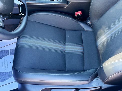 Used 2025 Honda Civic Sport image 18