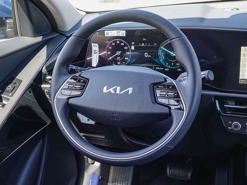 New 2026 Kia Niro Wind image 17