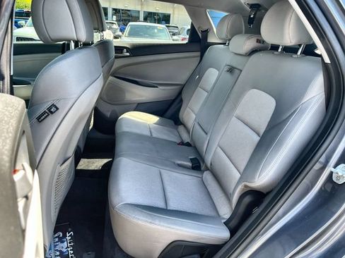 Used 2018 Hyundai Tucson SE AWD/4WD image 25
