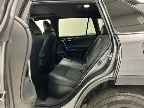 Used 2024 Toyota RAV4 XSE AWD/4WD image 29