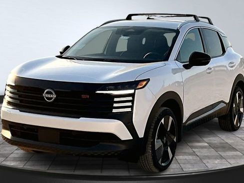 New 2026 Nissan Kicks SR AWD/4WD image 1