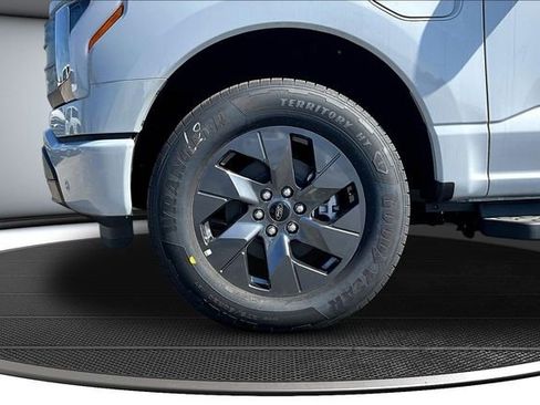 New 2025 Ford F150 Lightning Lariat AWD/4WD image 14