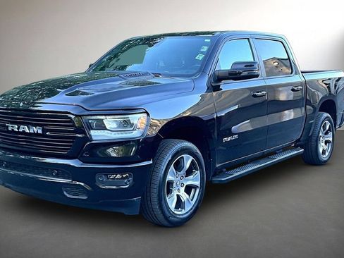 Used 2023 RAM 1500 Laramie AWD/4WD image 3